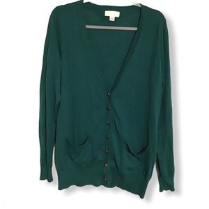 Boyfriend cardigan with pyramid stud buttons